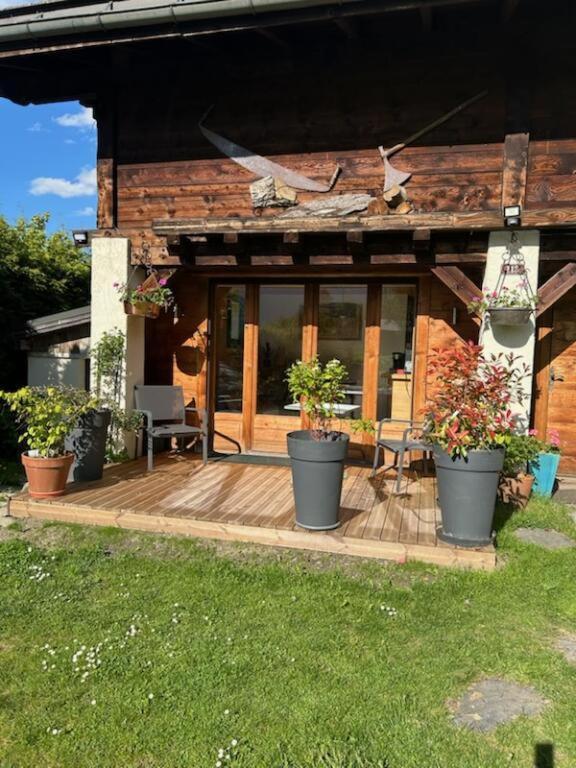 Beau Studio Dans La Vallee De Chamonix Les Trabets Exterior foto